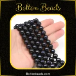 Shell pearls in Pakistan blacks